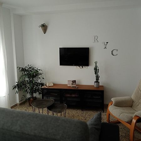 Apartamento R Y C Авілес Екстер'єр фото