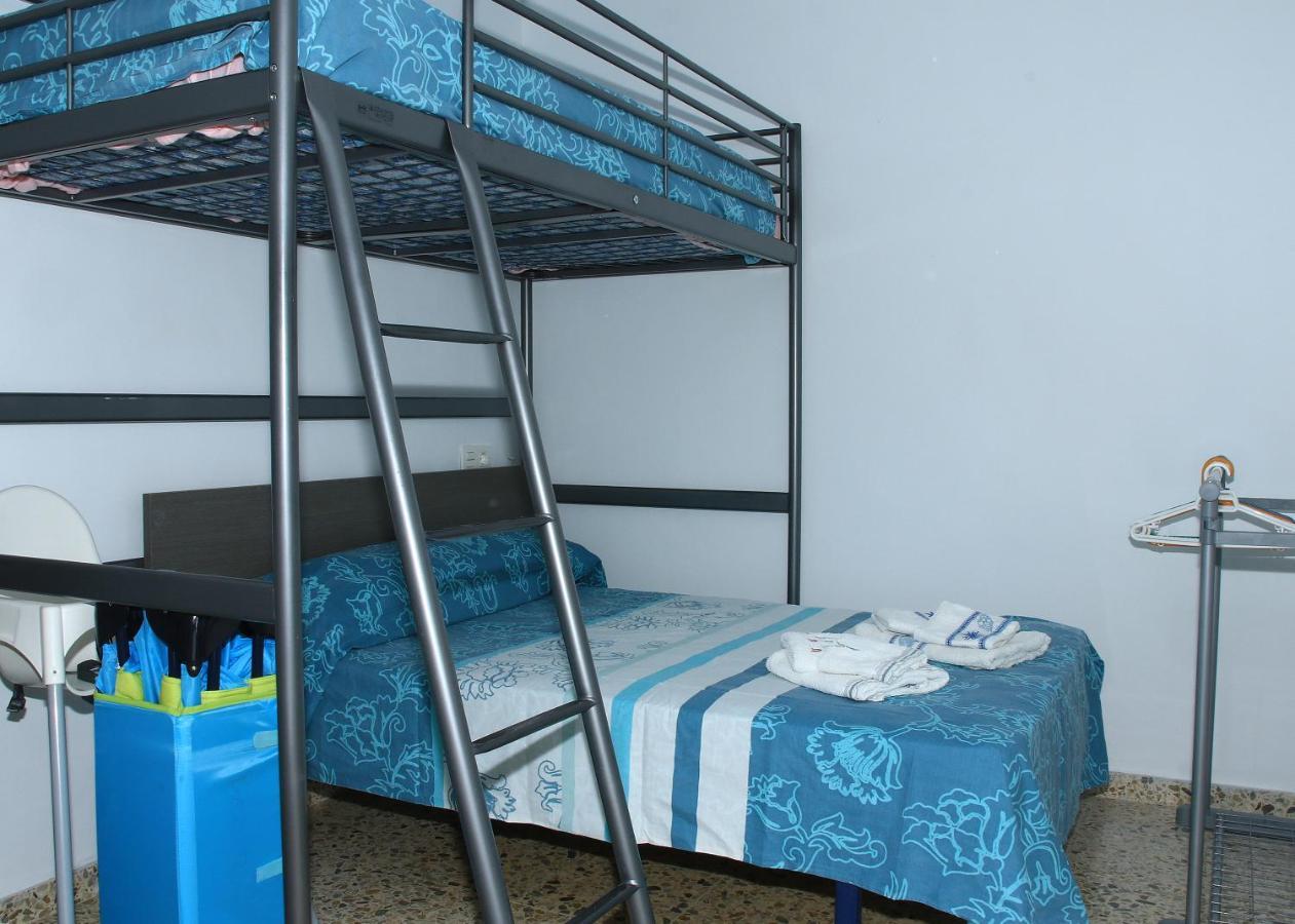Apartamento R Y C Авілес Екстер'єр фото